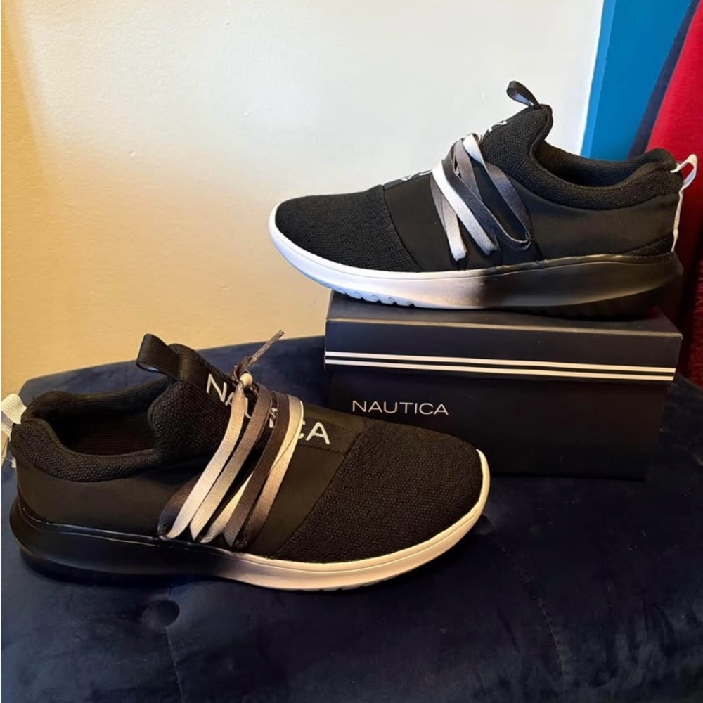 Nautica Ombré Slip-On Sneakers Size 10US